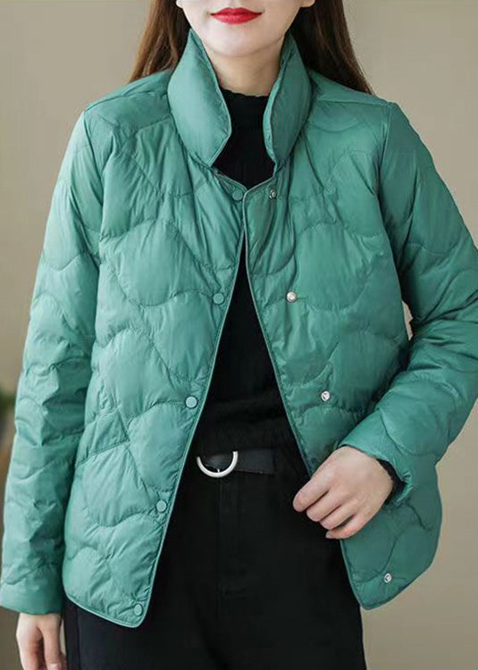Effortlessly Elegant Coat with a Timeless Design