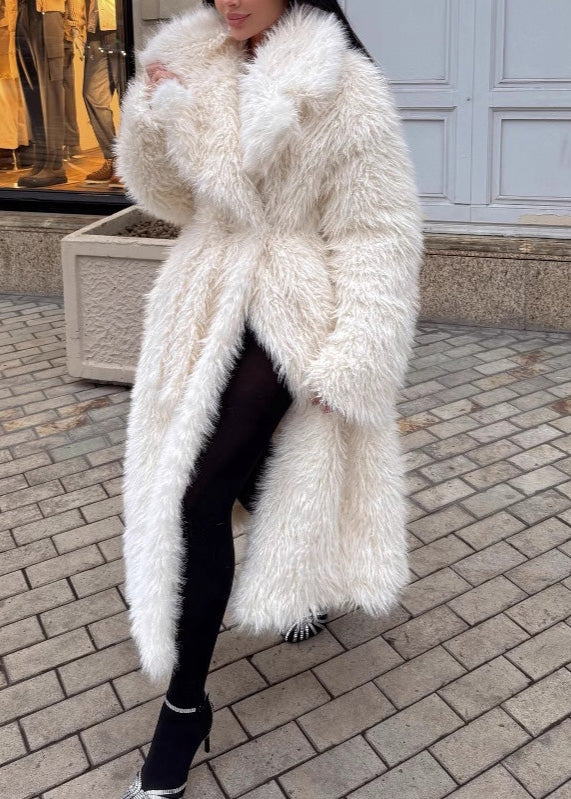 Sophisticated Coat with a Clean Classic Look