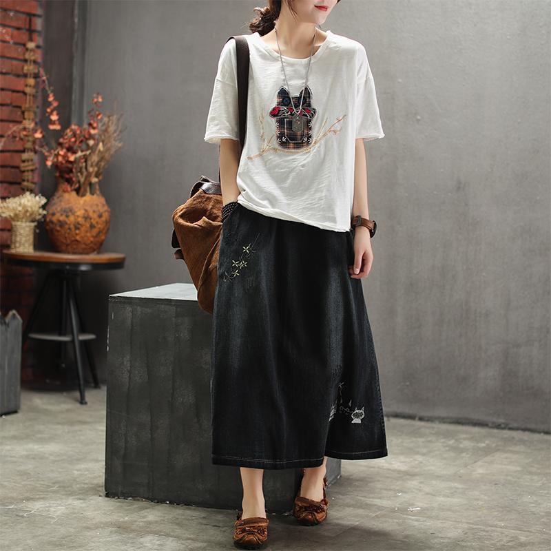 Gracefully Styled Garment for Any Occasion