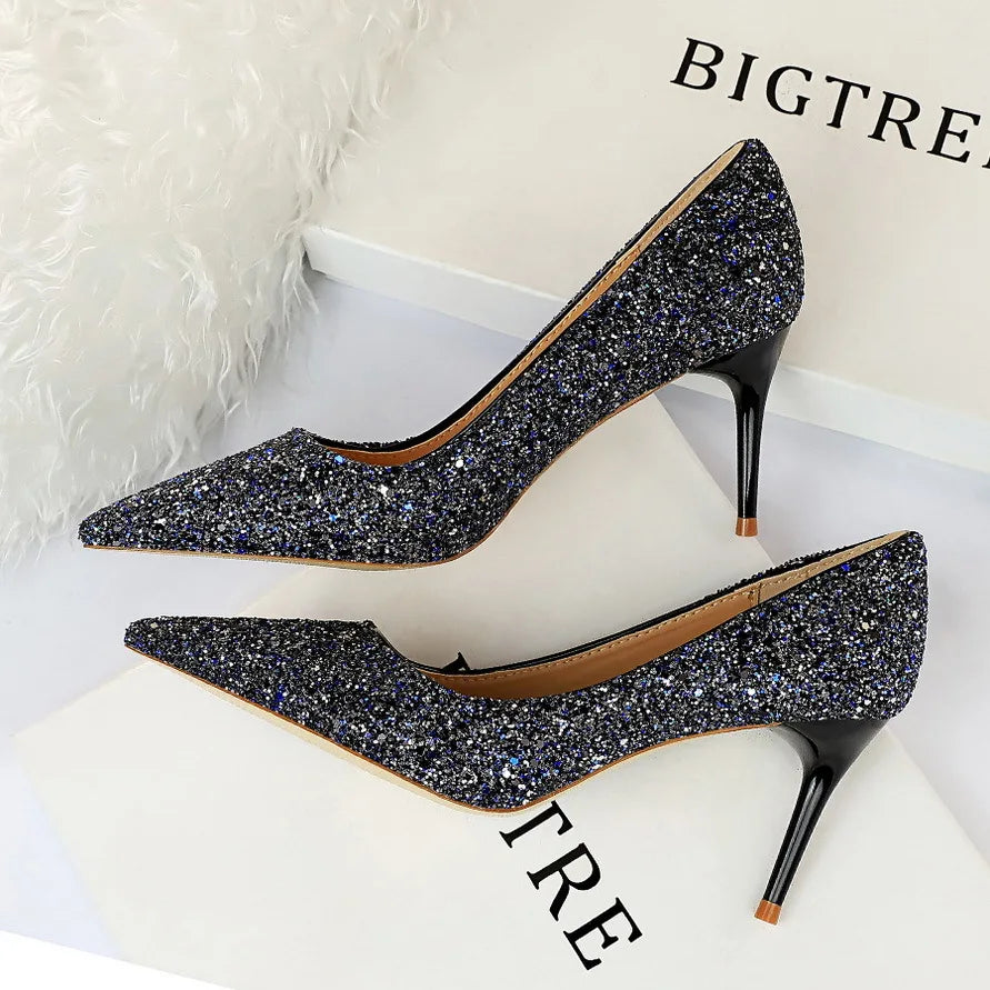 Graceful Orthopedic Heels for Modern Look
