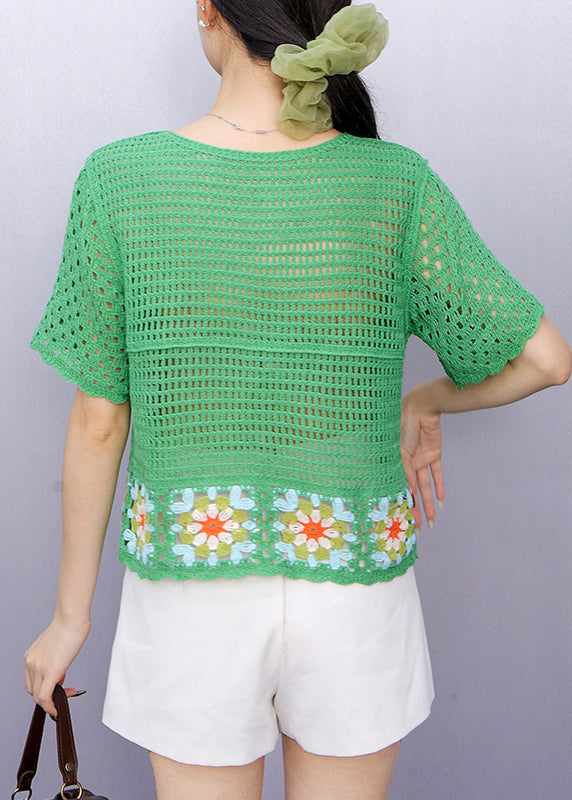 Polished Top with an Effortless Classic Look