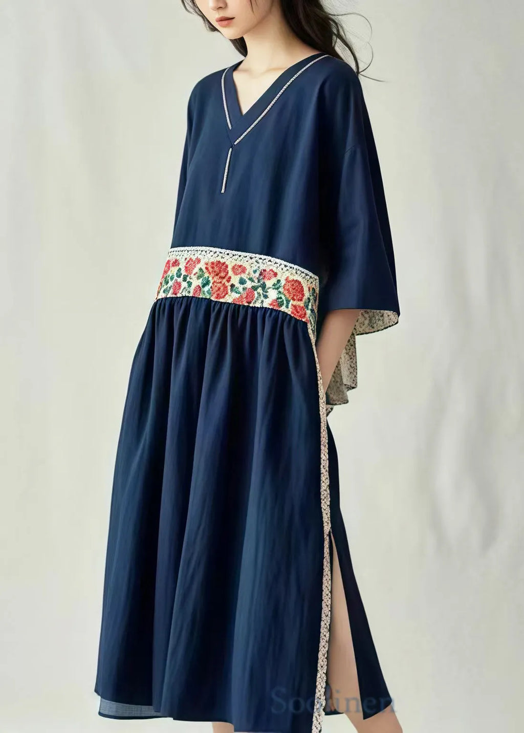 Beautifully Finished Dress in a Timeless Design