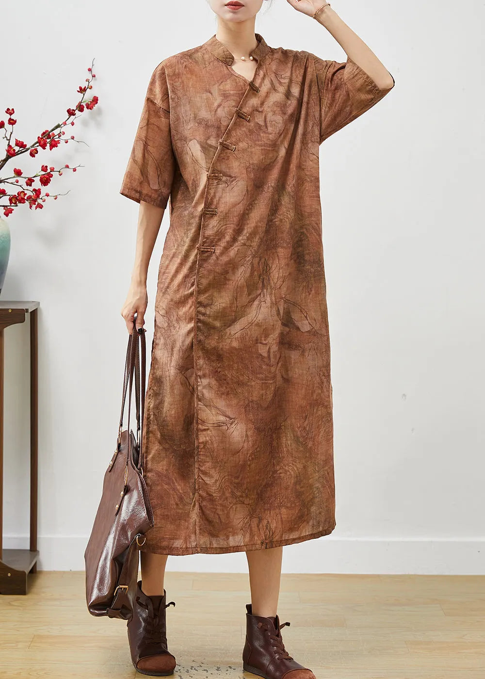 Well Tailored Dress with a Graceful Silhouette
