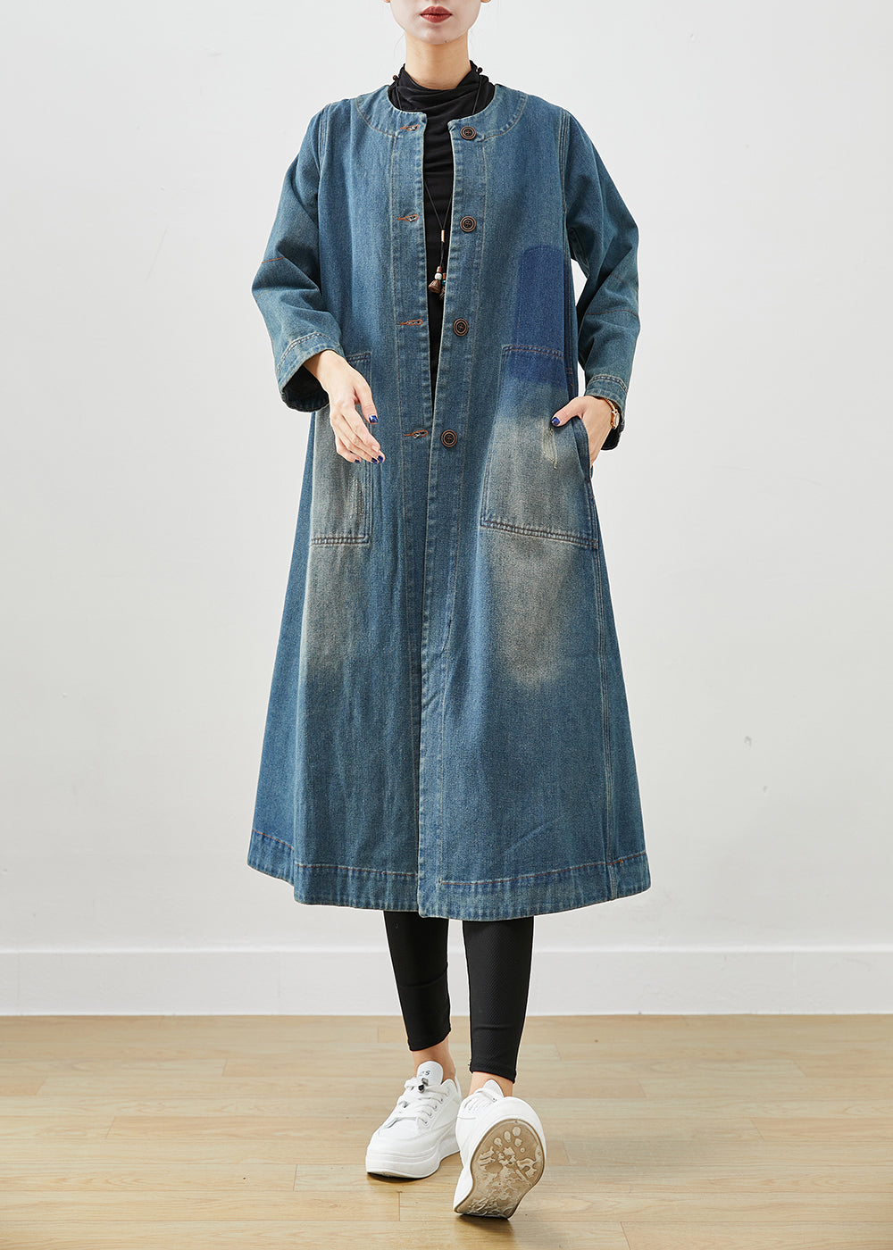Classic Vintage & Enduringly Stylish Coat