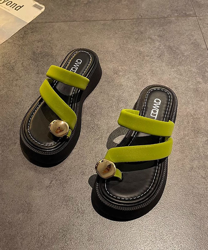 Graceful Orthopedic Sandals for Modern Look