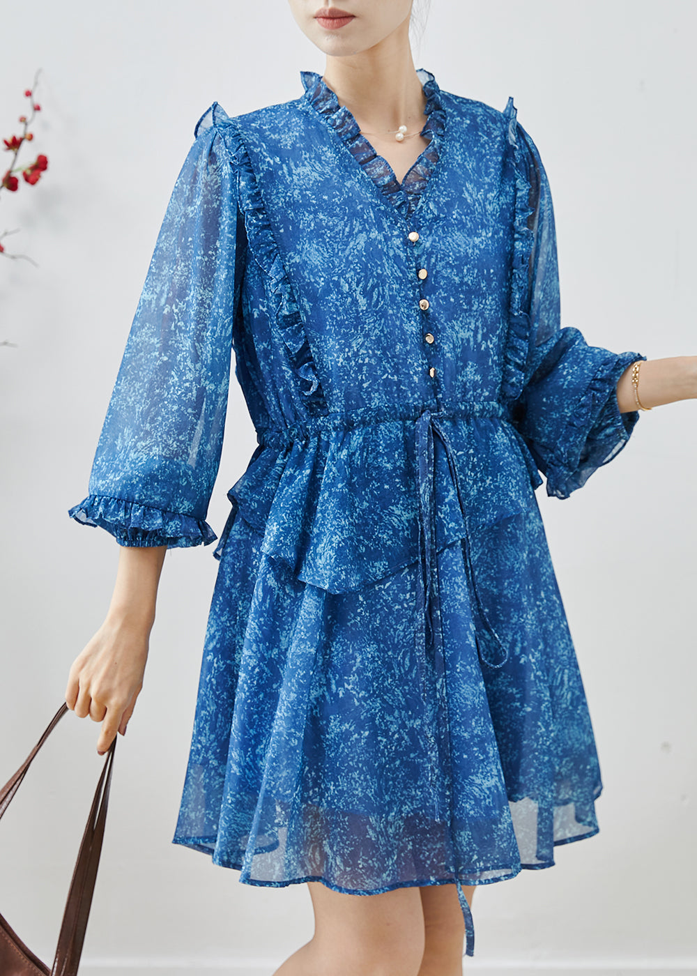 Beautifully Crafted Dress in a Classic Style