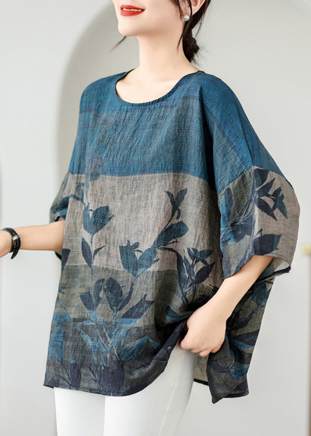 Beautifully Finished Top in a Timeless Design