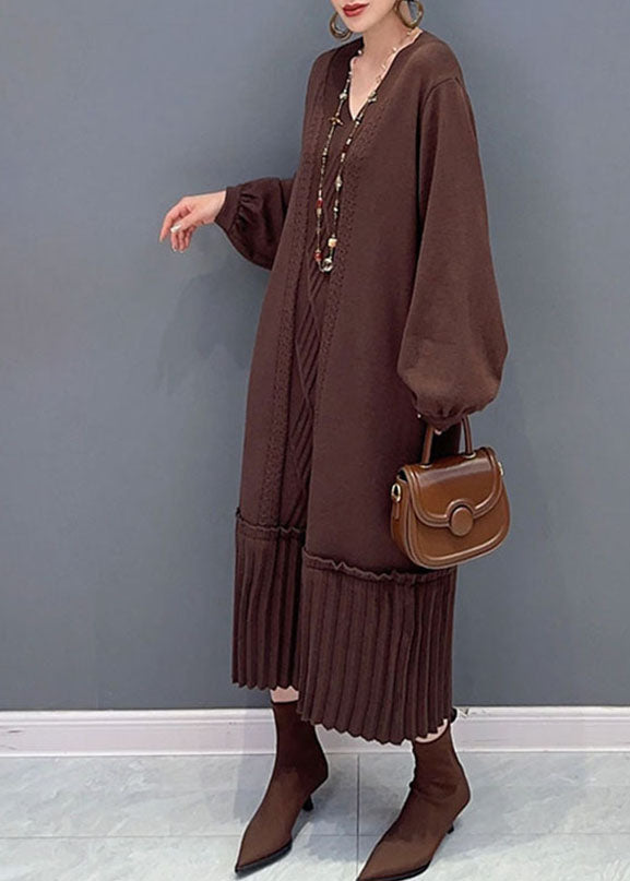 Classic Vintage Sweater with a Flattering Fit