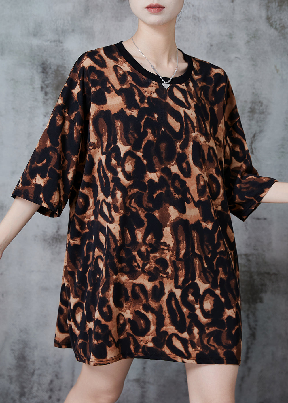 A Vintage Style Top with Delicate Timeless Details