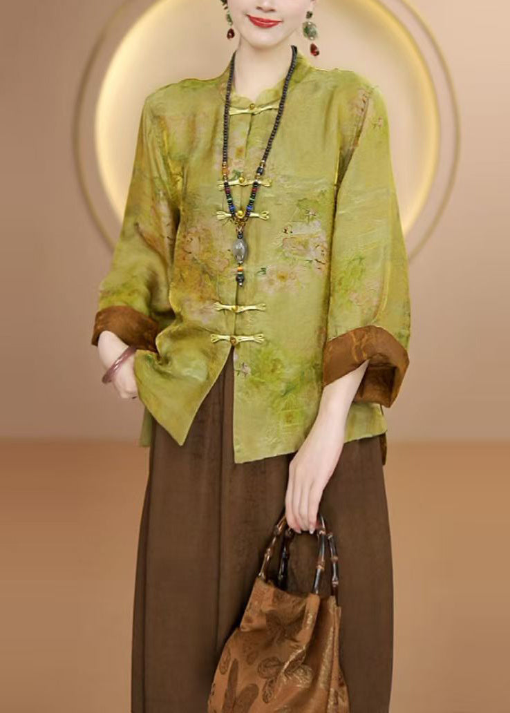 Beautifully Finished Cardigan in a Timeless Design