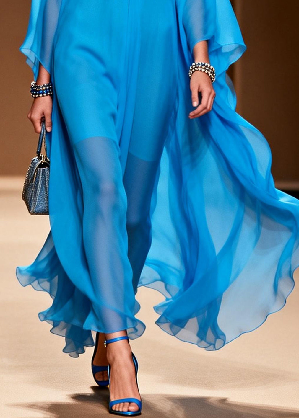 Well Tailored Dress with a Graceful Silhouette
