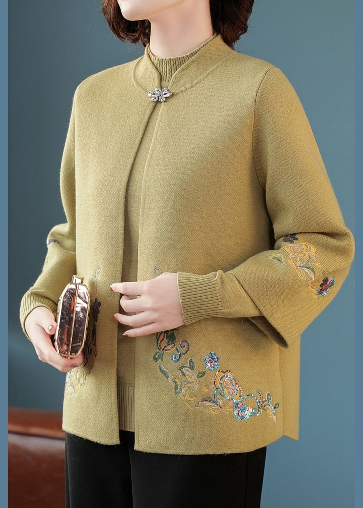 Beautifully Crafted Cardigan in a Classic Style