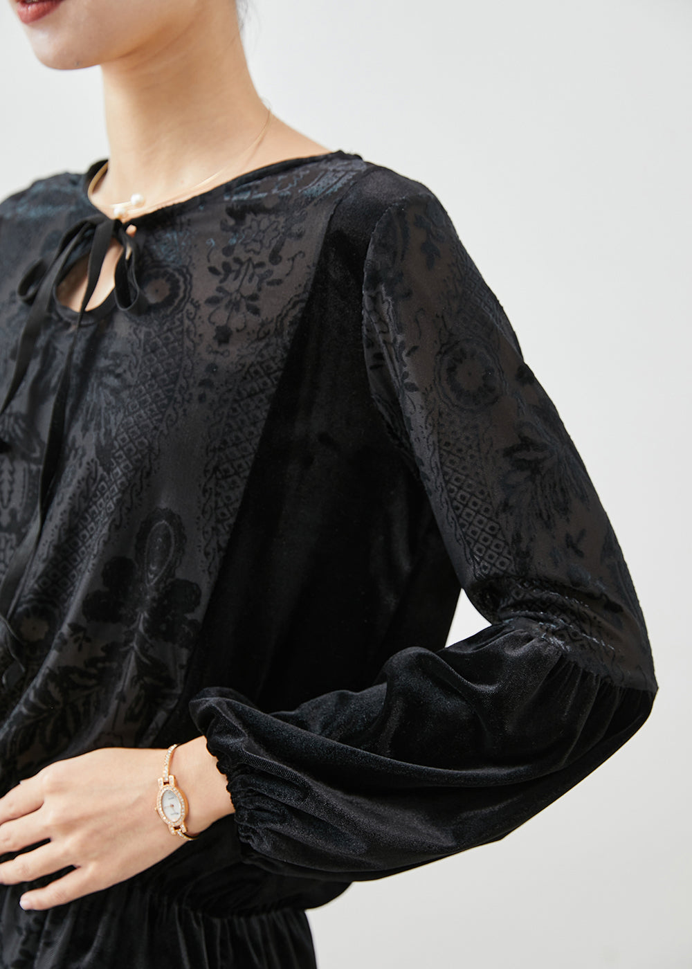 Polished Top with an Effortless Classic Look