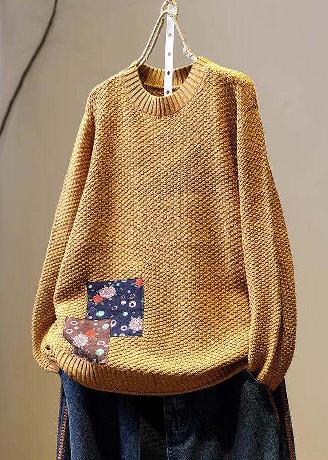 Classic Vintage Sweater with a Flattering Fit
