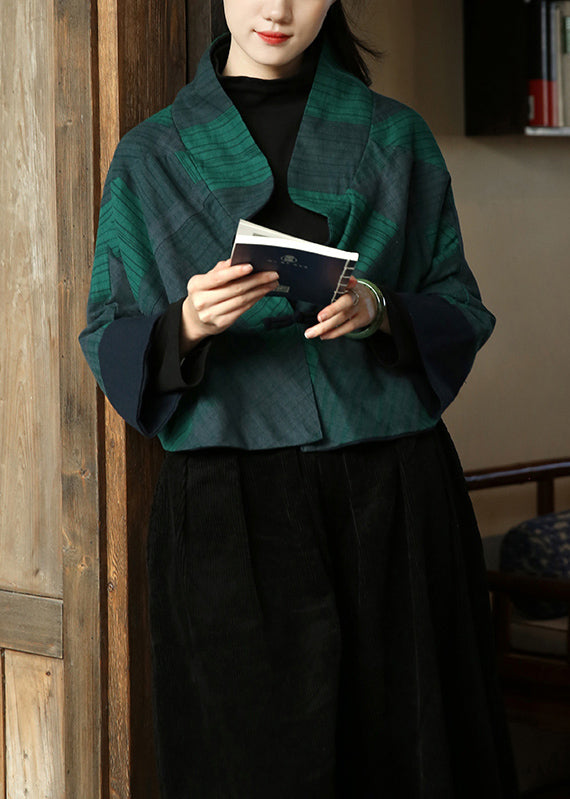 Elegantly Styled Coat for Everyday Wear