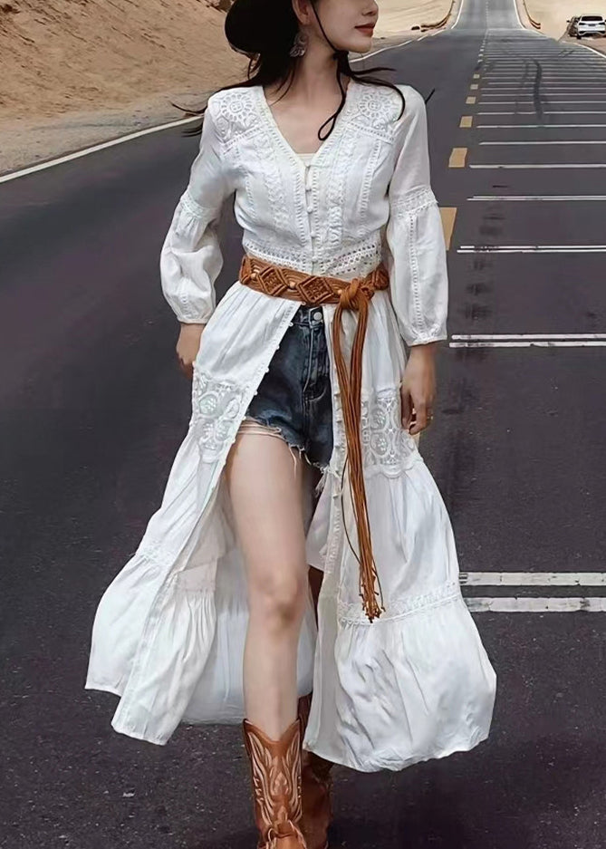 Well Tailored Blouse with a Graceful Silhouette