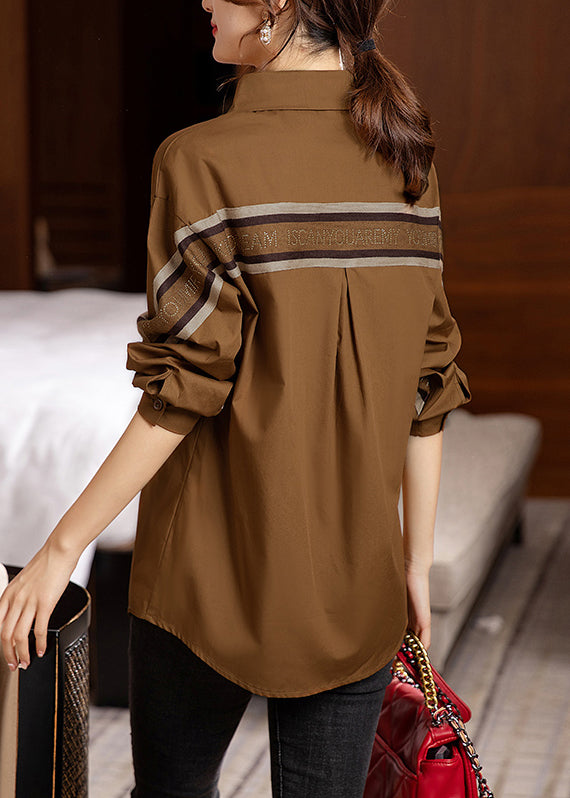 Classic Vintage Shirt with a Flattering Fit