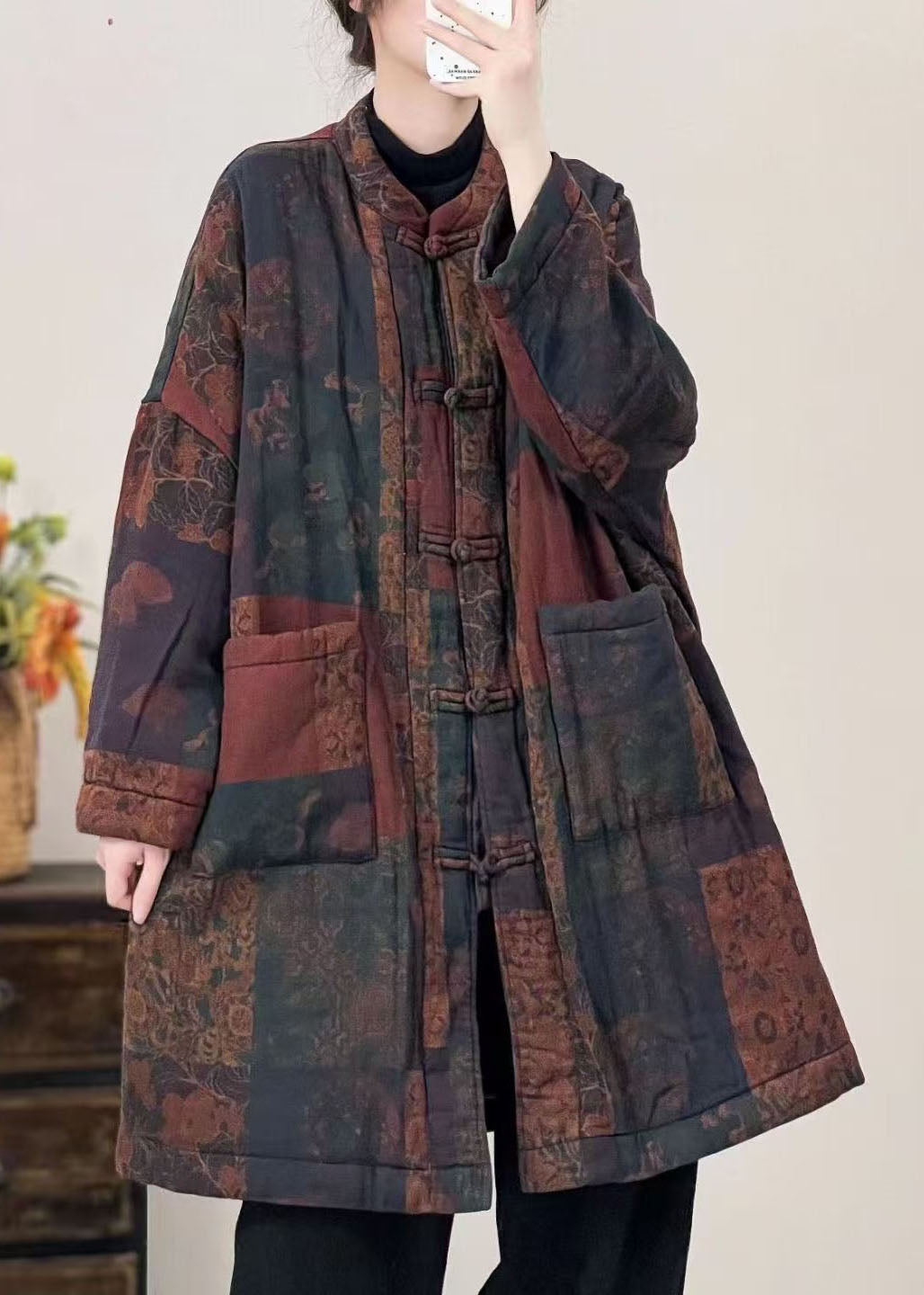 Beautifully Finished Coat in a Timeless Design