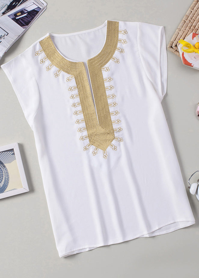 Well Tailored Top with a Graceful Silhouette