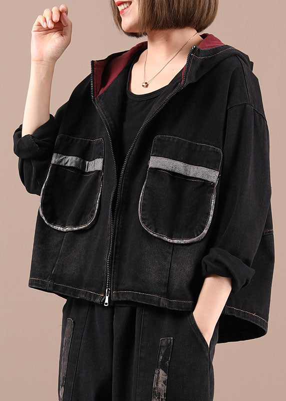 Well Tailored Coat with a Graceful Silhouette