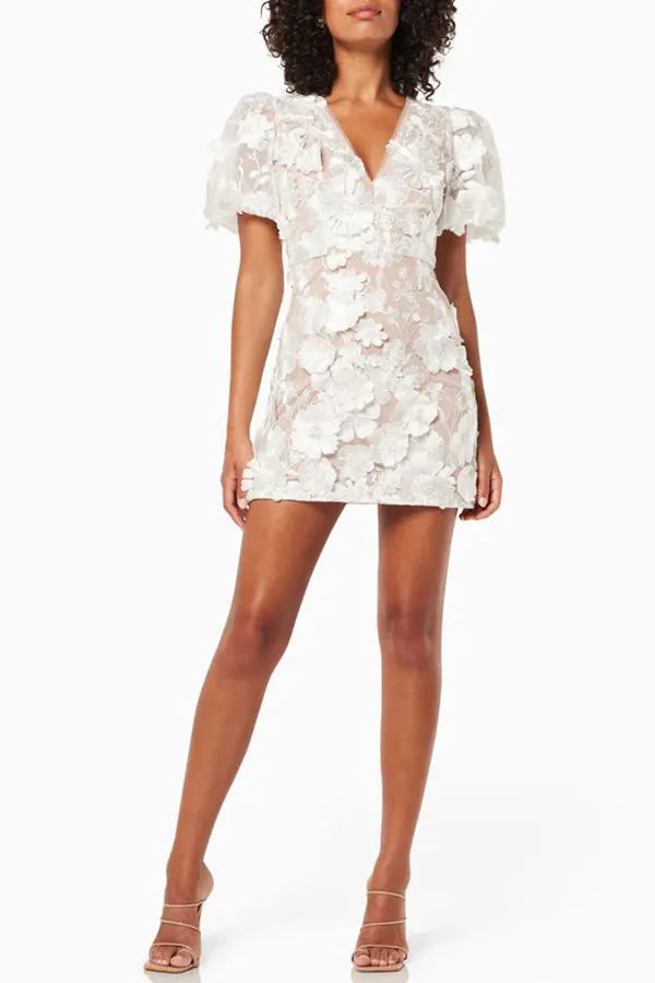 Beautifully Crafted Dress in a Classic Style