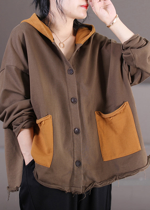 Classic Vintage Coat with a Flattering Fit