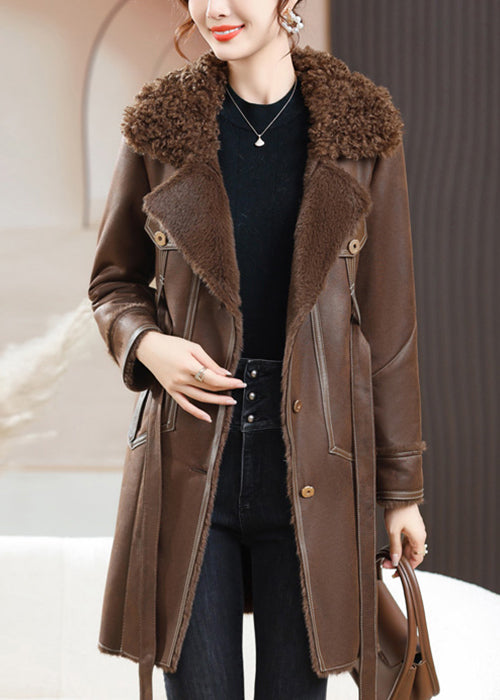 Gracefully Styled Coat for Any Occasion
