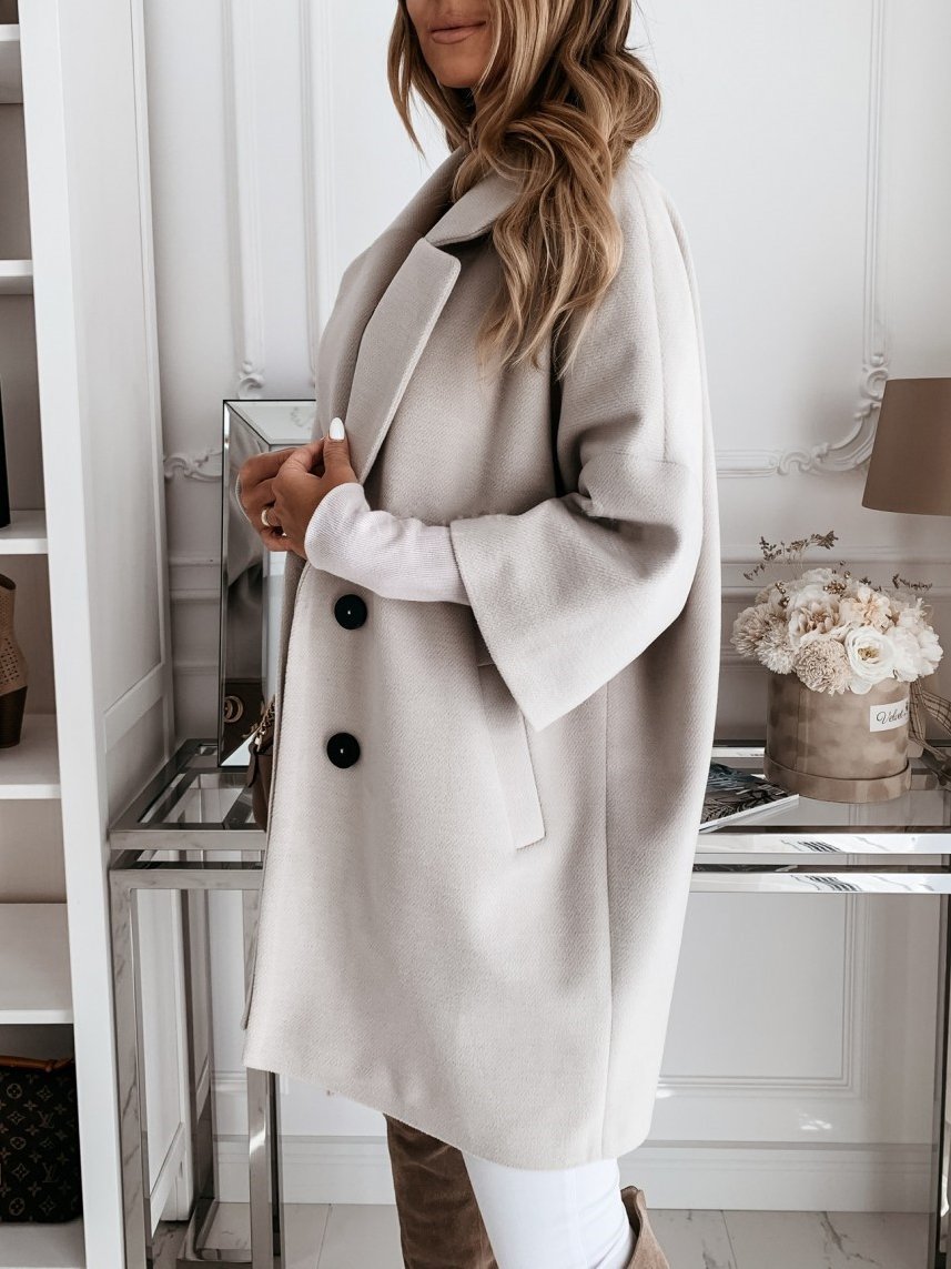 Classic Vintage & Enduringly Stylish Coat