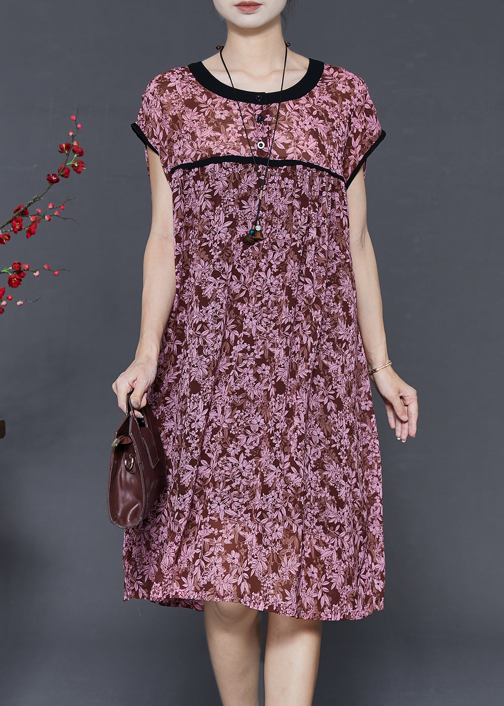 Gracefully Styled Dress for Any Occasion
