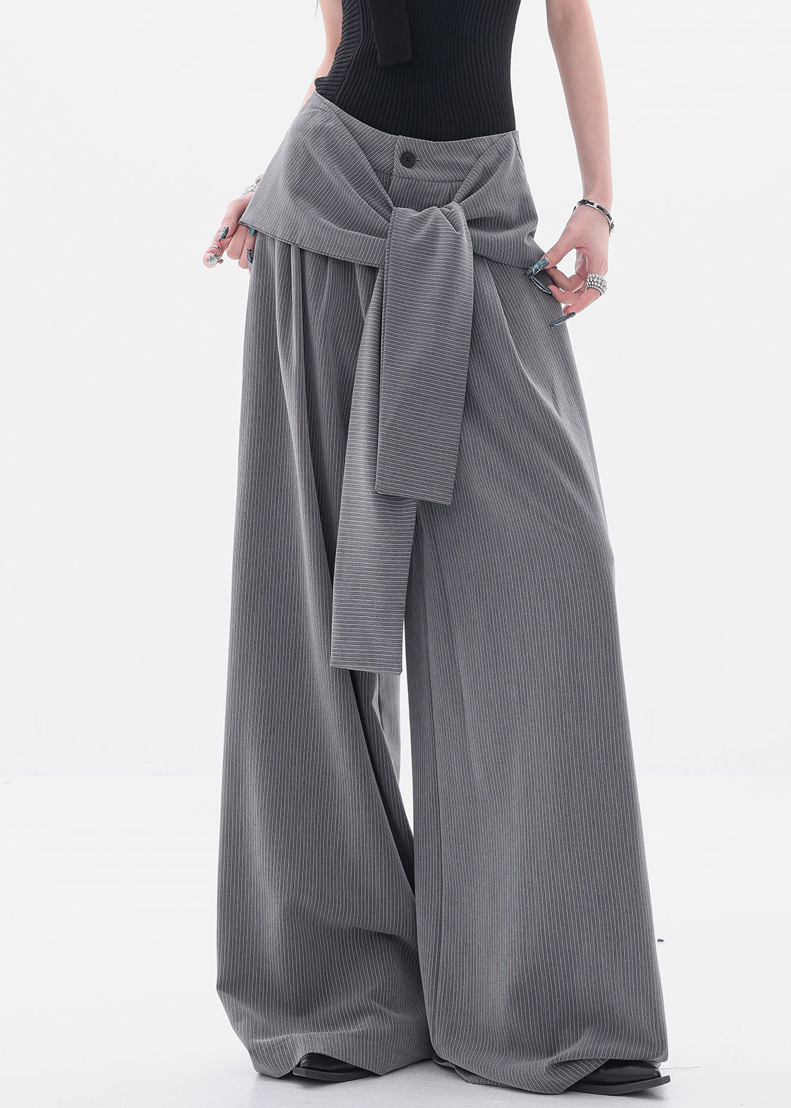 Classic Vintage Pants with a Flattering Fit