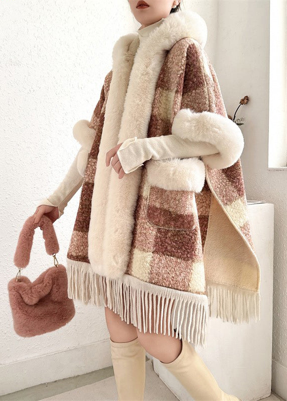 Beautifully Finished Coat in a Timeless Design