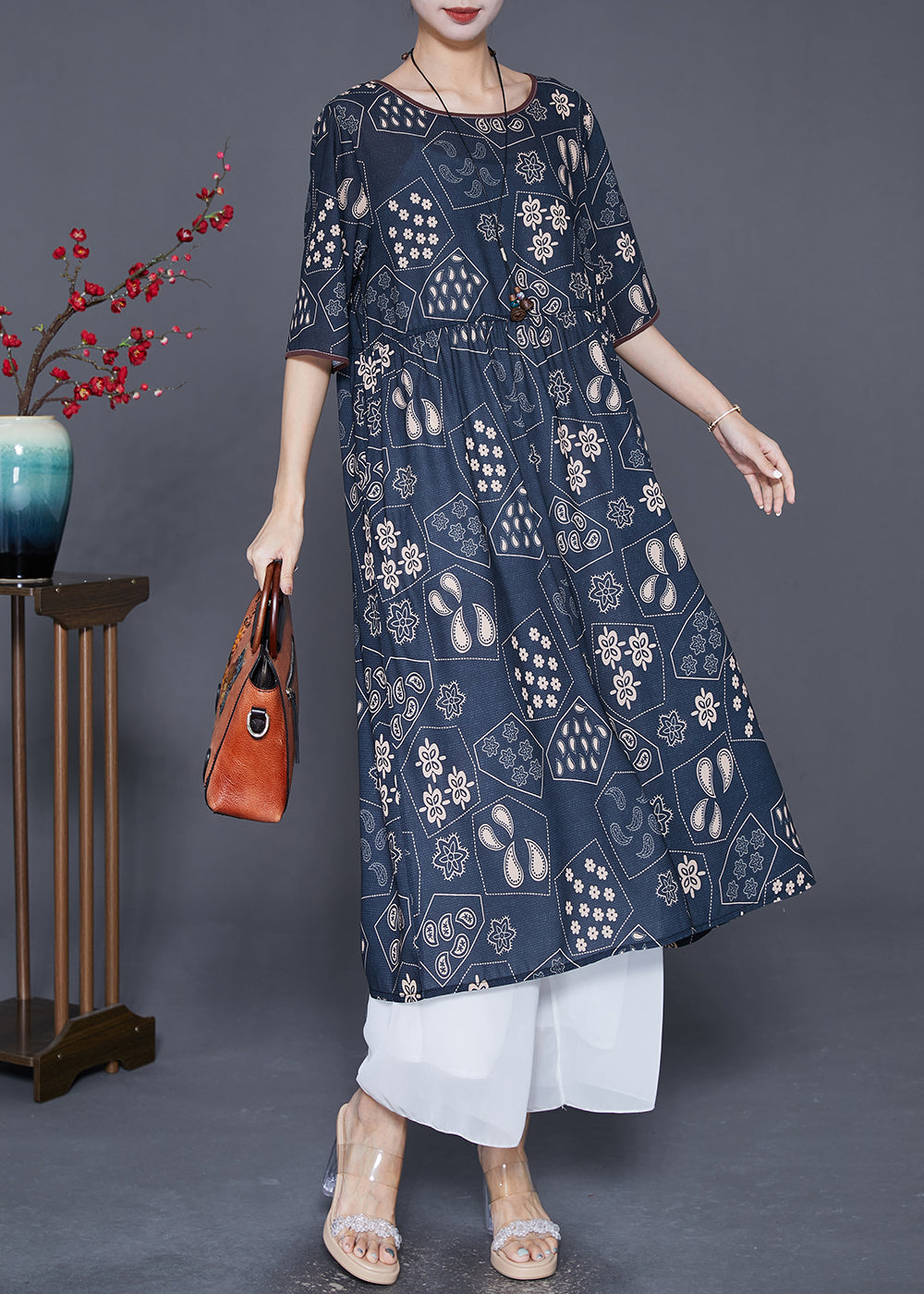 Classic Vintage & Enduringly Stylish Dress