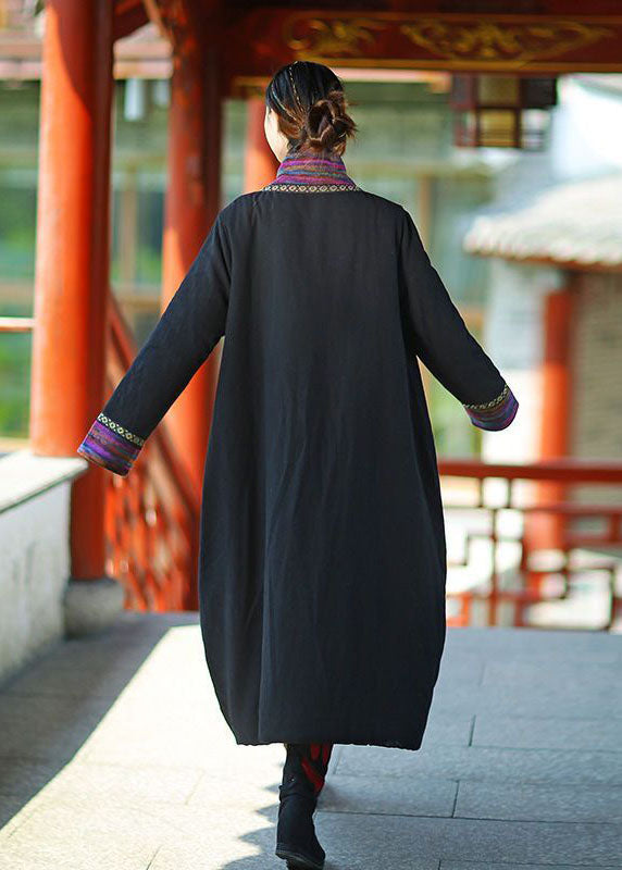 Gracefully Styled Coat for Any Occasion