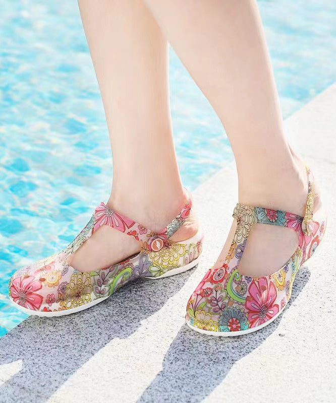 Chic Orthopedic Sandals with Unique Design