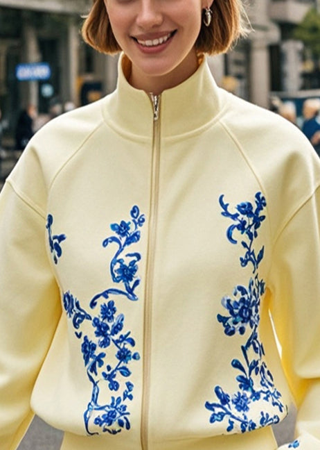 Gracefully Styled Jacket for Any Occasion