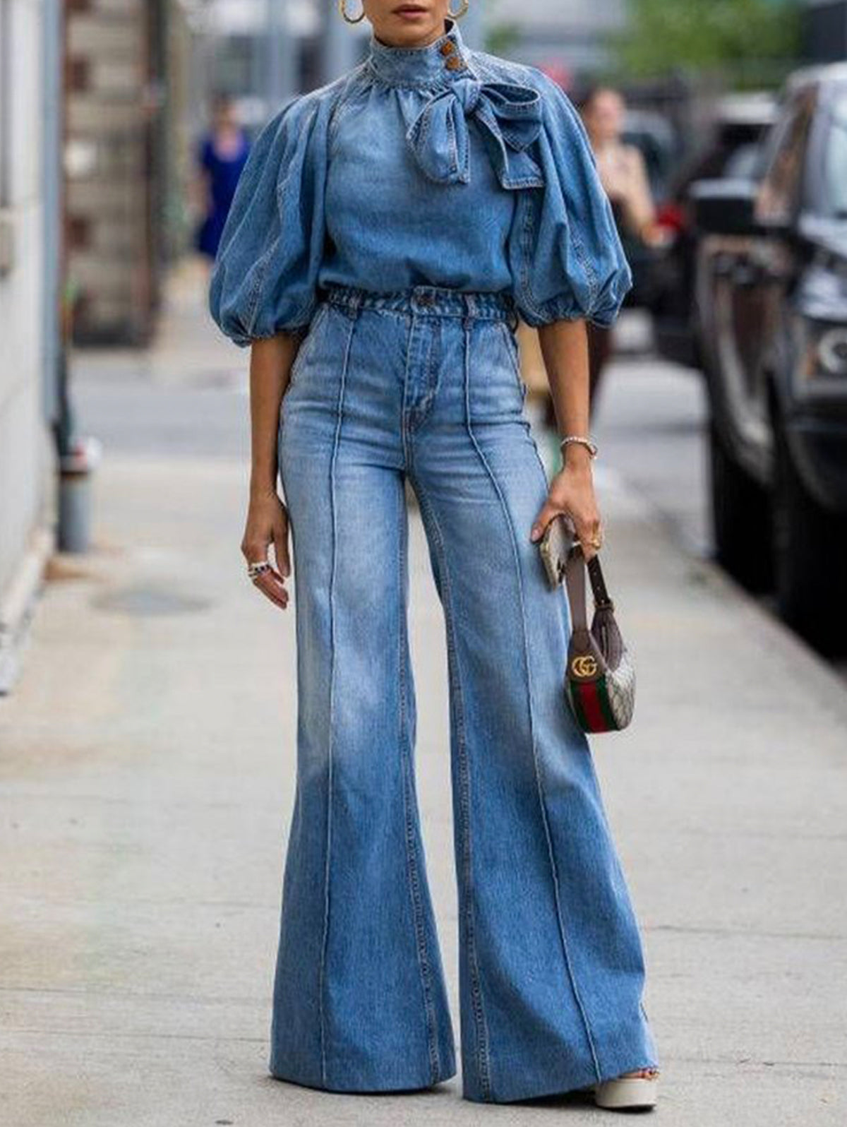 Sophisticated Blouse with a Clean Classic Look
