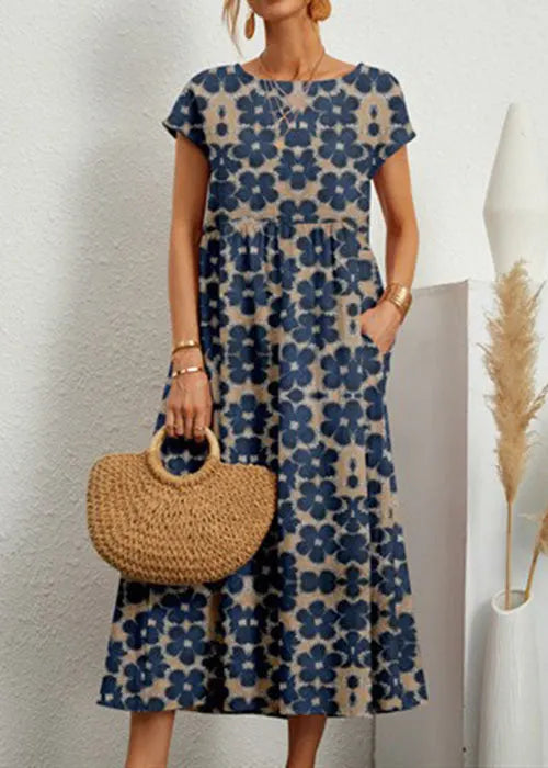 Classic Vintage Dress with a Flattering Fit