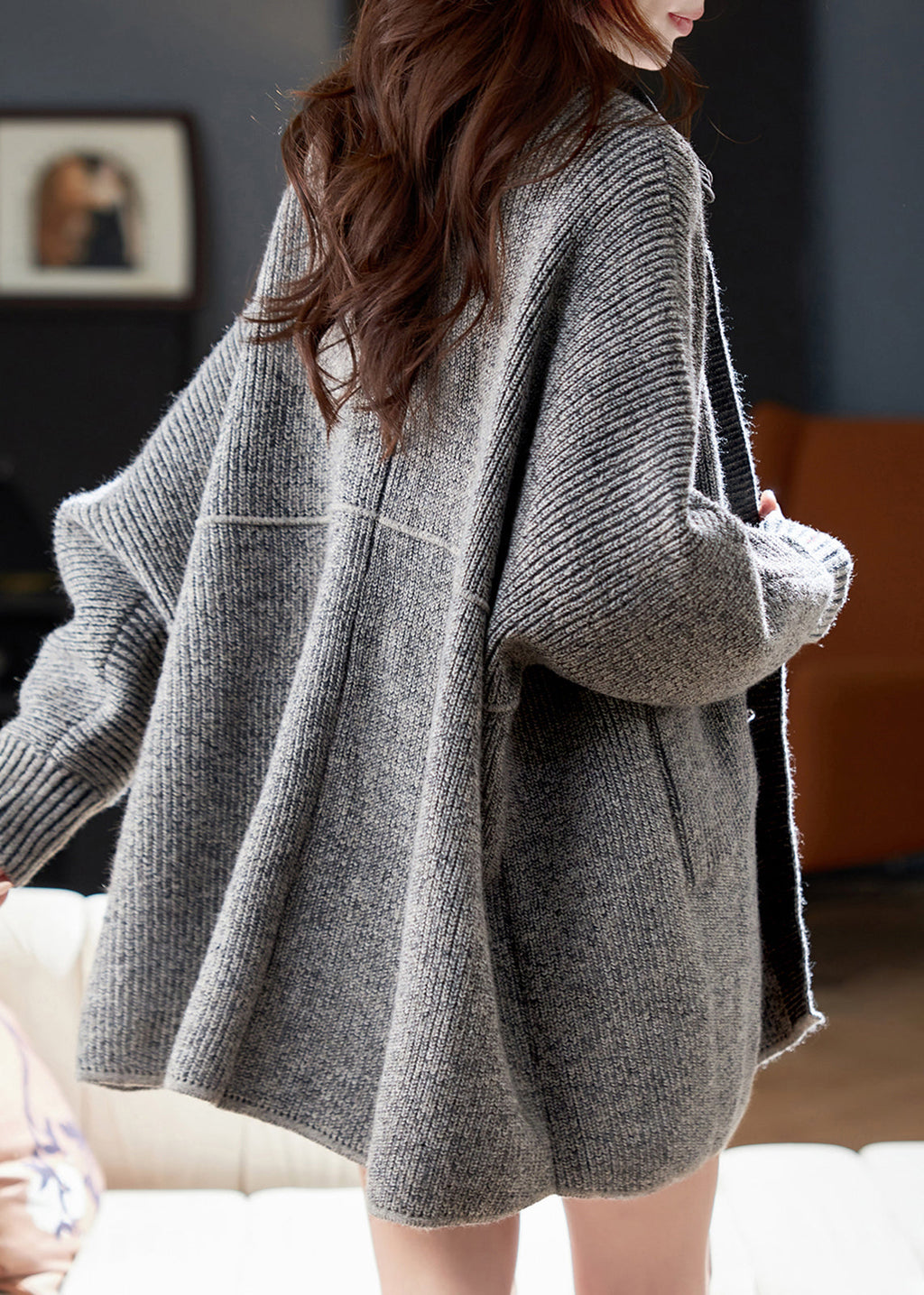 Gracefully Styled Cardigan for Any Occasion