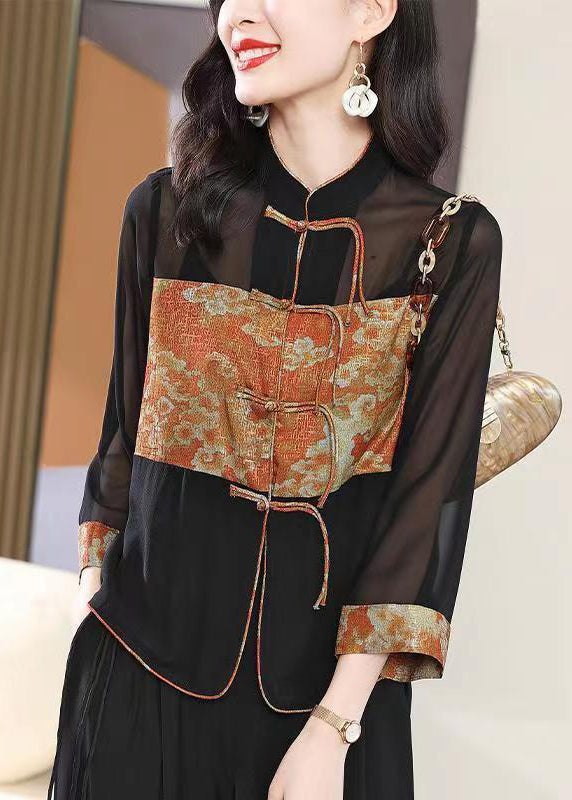Classic Vintage Shirt with a Flattering Fit