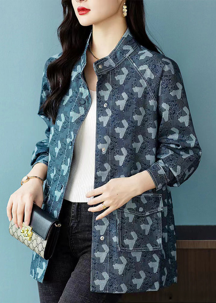 Classic Vintage Coat with a Flattering Fit