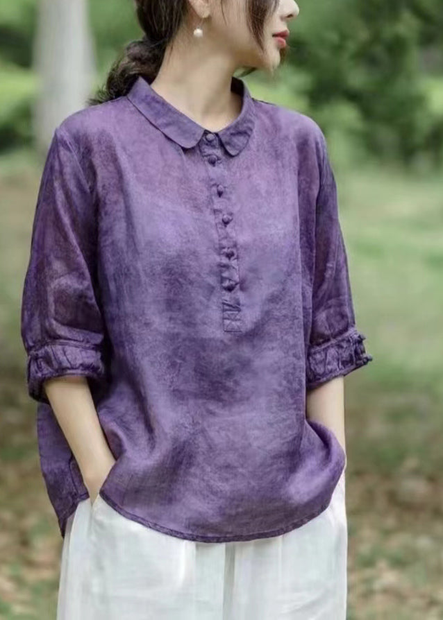 Effortlessly Elegant Top with a Timeless Design