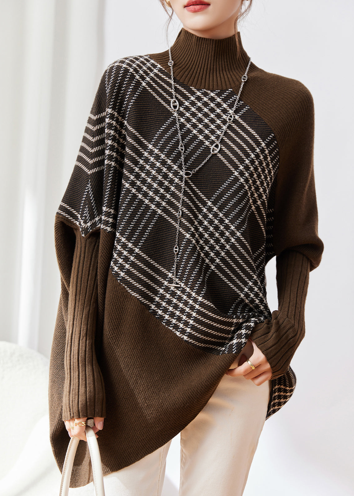 Beautifully Finished Sweater in a Timeless Design