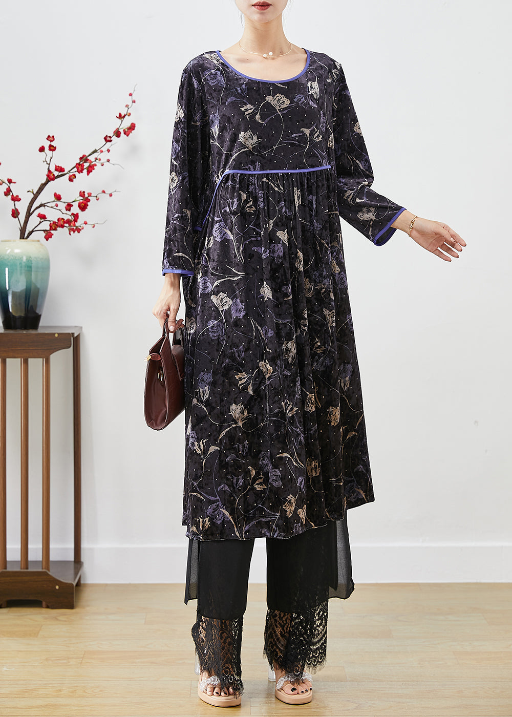Gracefully Styled Dress for Any Occasion