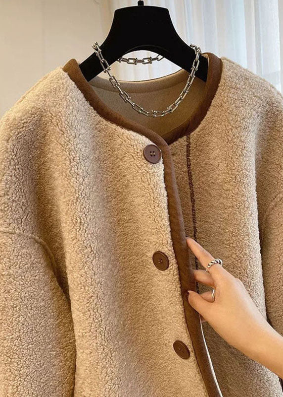 A Vintage Style Coat with Delicate Timeless Details
