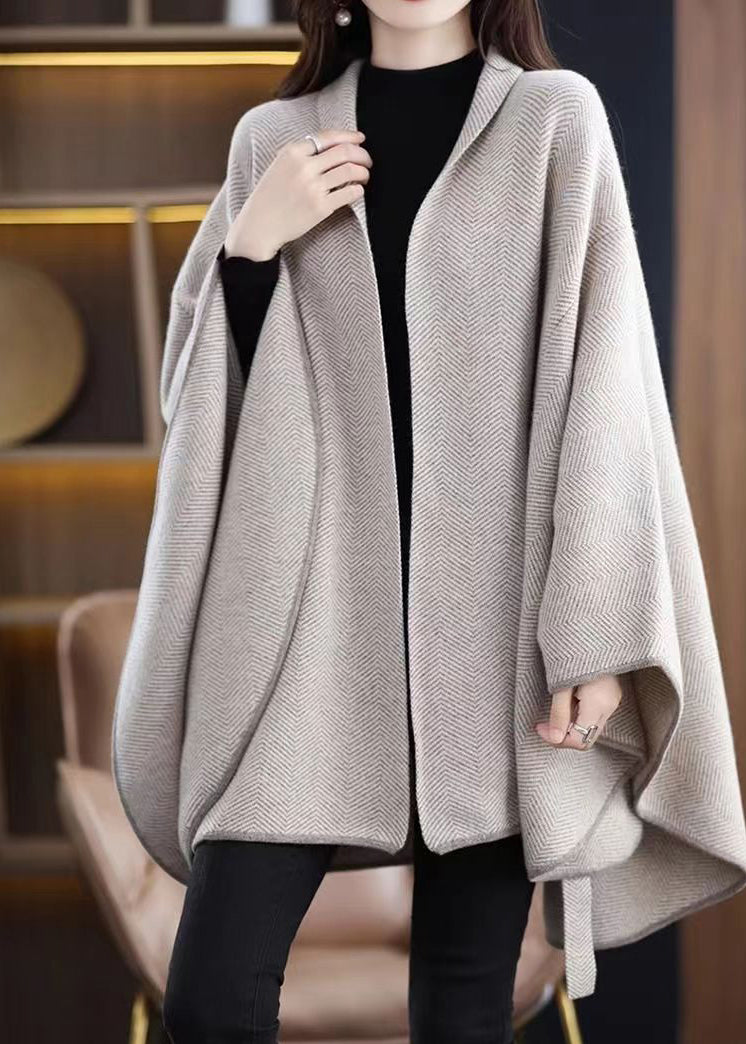 Effortlessly Elegant Cardigan with a Timeless Design