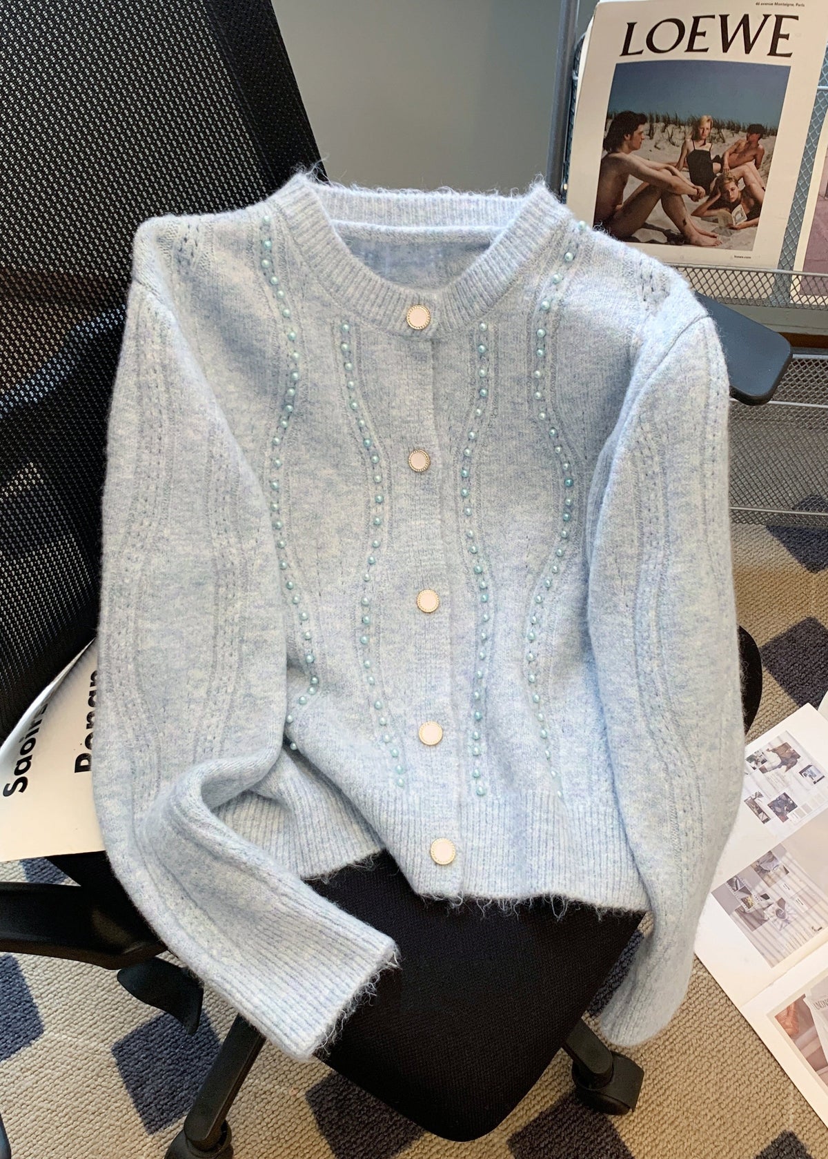 Classic Vintage Sweater with a Flattering Fit