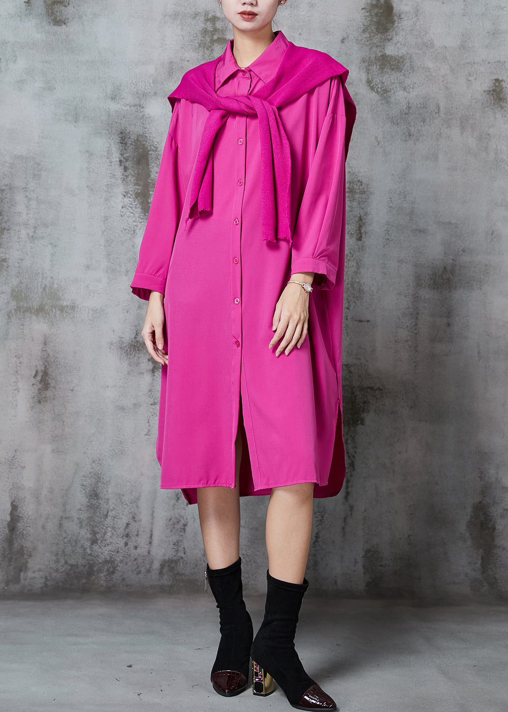 Well Tailored Dress with a Graceful Silhouette