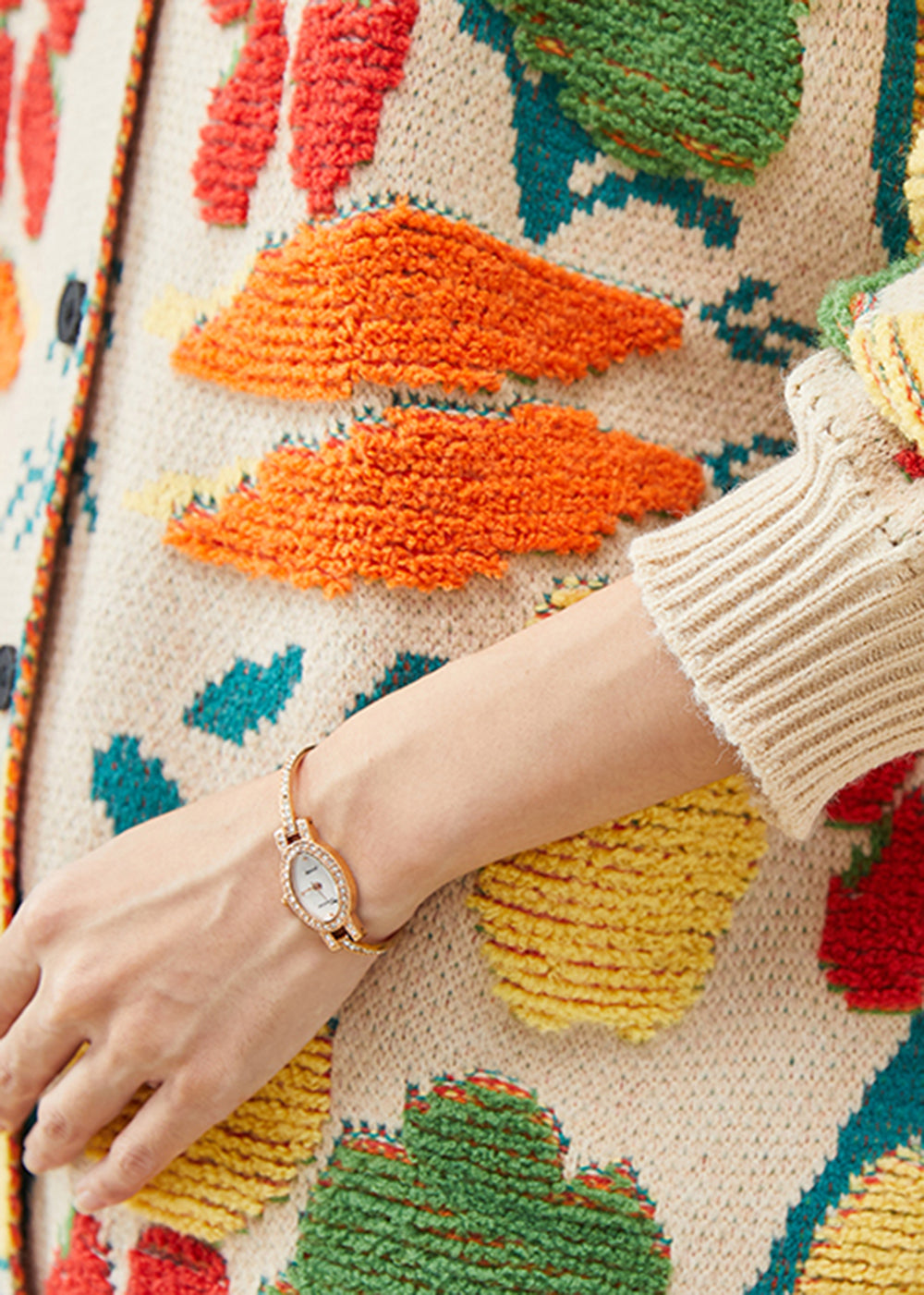 Beautifully Finished Cardigan in a Timeless Design