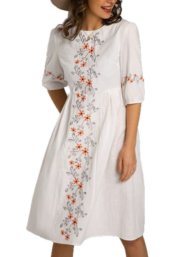 Classic Vintage Dress with a Flattering Fit
