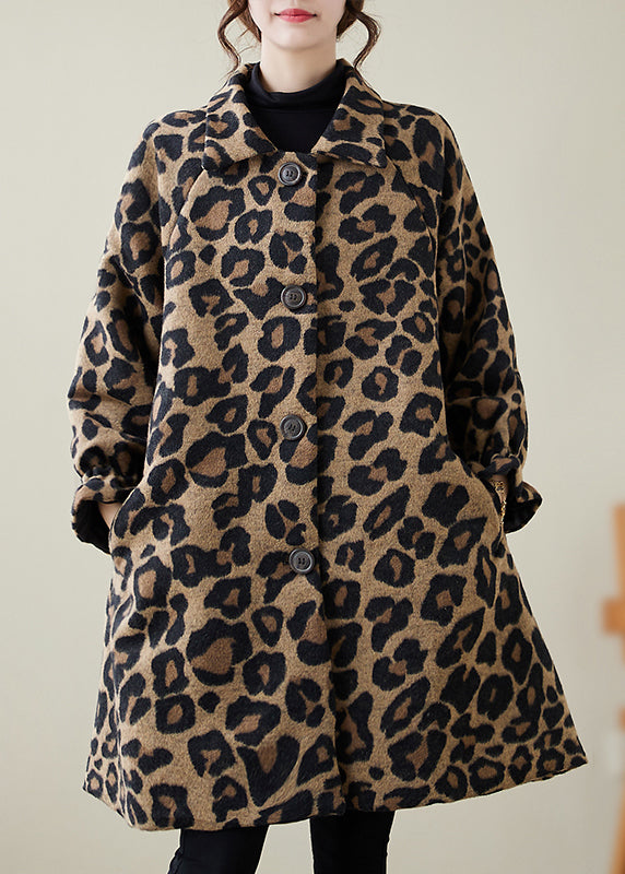 Beautifully Finished Coat in a Timeless Design